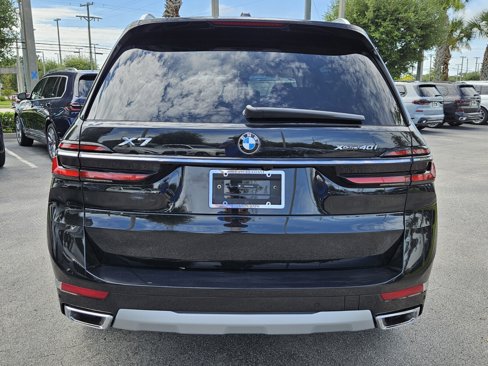 New 2026 BMW X7 xDrive40i image 5