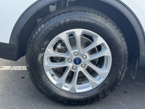 Certified 2022 Ford Escape SE image 38