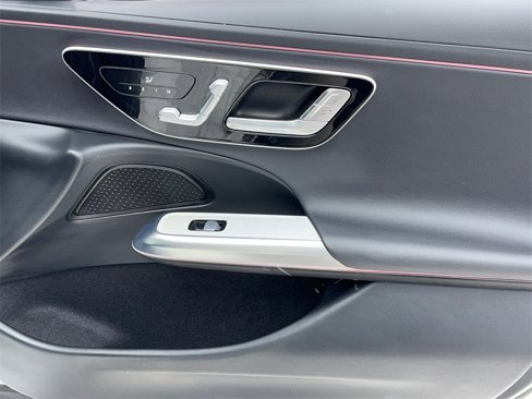 Used 2025 Mercedes-Benz E 350 Sedan image 53