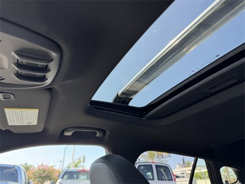 Certified 2024 Chevrolet Trax RS w/ Sunroof Package image 13
