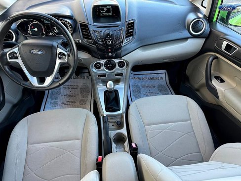 Used 2014 Ford Fiesta SE image 9
