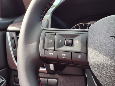 New 2026 Nissan Rogue SV image 20