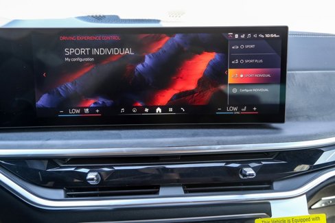 New 2026 BMW X6 M60i image 14