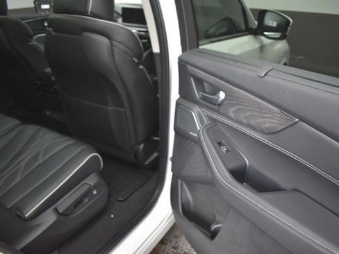 New 2026 Acura MDX SH-AWD w/ Advance Package image 27