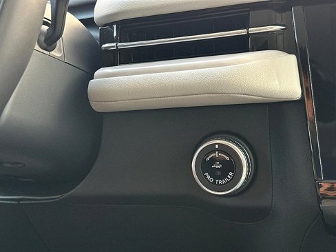 New 2025 Lincoln Navigator Reserve image 35