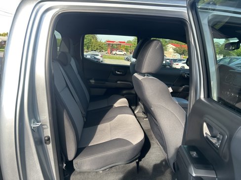 Used 2023 Toyota Tacoma TRD Off-Road w/ Technology Package image 40