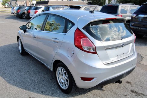 Used 2014 Ford Fiesta Titanium image 4