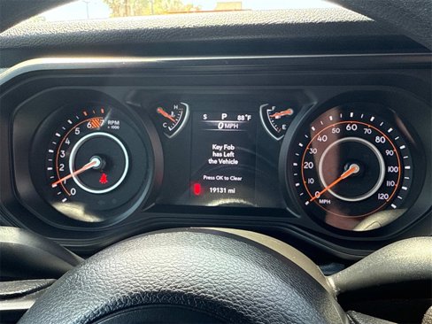 Used 2024 Jeep Wrangler Sport image 31