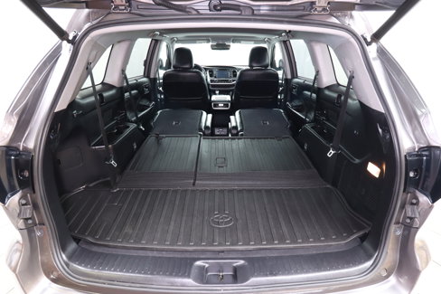 Used 2019 Toyota Highlander AWD V6 image 30