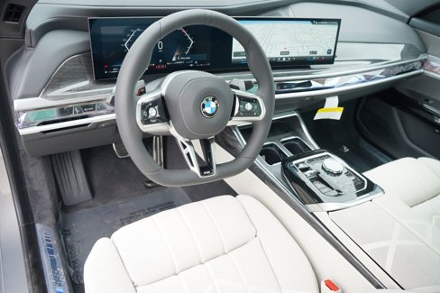 New 2026 BMW 740i w/ Premium Package image 13
