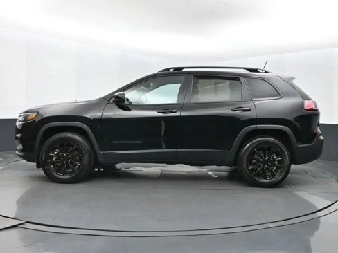 Used 2023 Jeep Cherokee Altitude Lux image 5