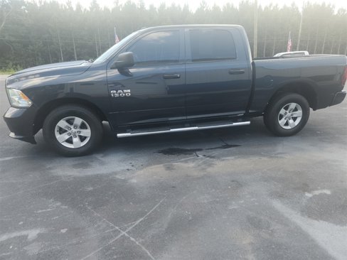 Used 2018 RAM 1500 Express image 3