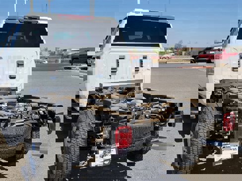 New 2025 GMC Sierra 3500 Pro w/ Convenience Package image 15