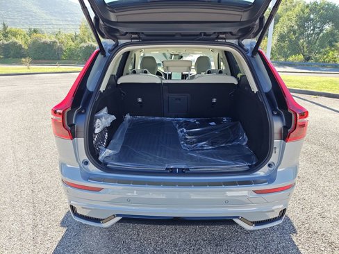 New 2026 Volvo XC60 B5 Ultra w/ Protection Package Premier image 15