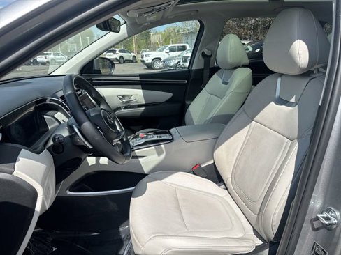 Used 2023 Hyundai Tucson Limited image 4