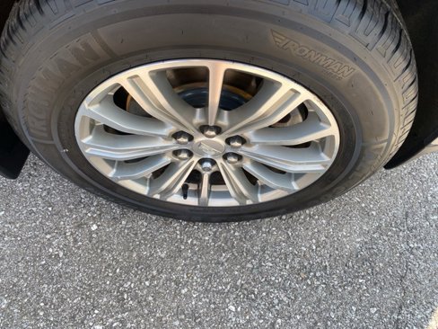 Used 2019 Cadillac XT5 Luxury image 30