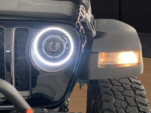 Certified 2021 Jeep Gladiator Mojave image 10