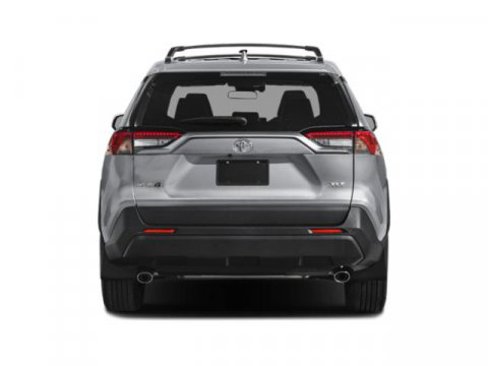 Used 2024 Toyota RAV4 XLE w/ Convenience Package image 5