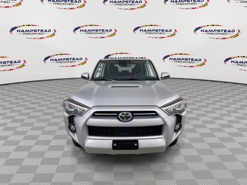 Used 2024 Toyota 4Runner TRD Off-Road image 3