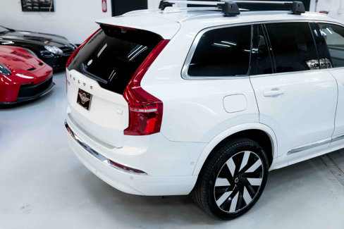 Used 2023 Volvo XC90 T8 Ultimate w/ Lounge Package image 25