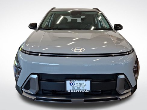 New 2026 Hyundai Kona SEL Premium image 2