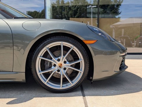 Certified 2024 Porsche 718 Boxster image 11