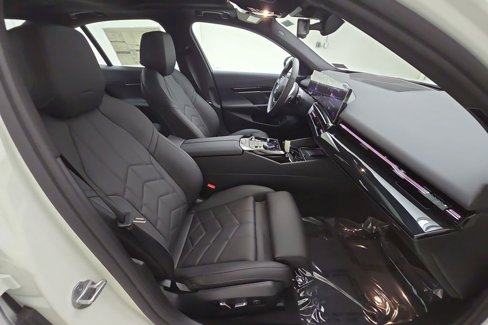 New 2026 BMW 530i xDrive image 30