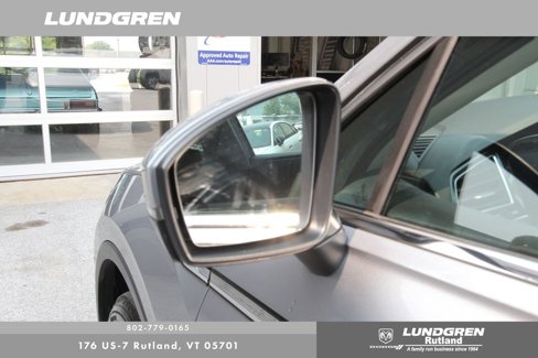 Used 2023 Volkswagen Tiguan SE image 38