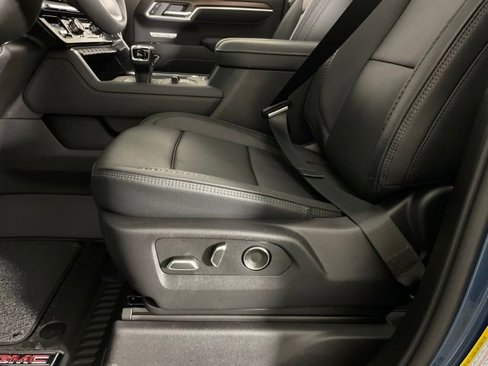New 2026 GMC Sierra 1500 Denali w/ Denali Reserve Package image 34