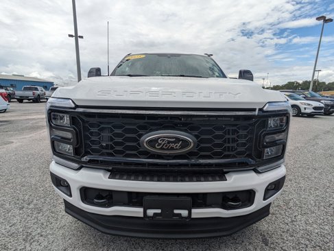 New 2025 Ford F250 Lariat w/ Black Appearance Package image 10
