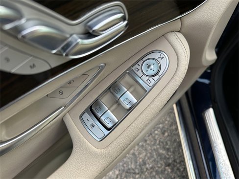Used 2017 Mercedes-Benz C 300 Sedan image 19