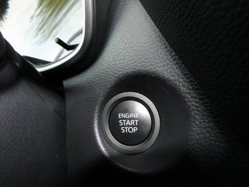 Used 2024 Toyota Corolla Cross XLE image 36