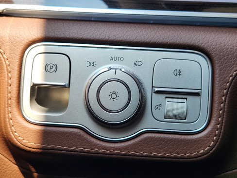New 2026 Mercedes-Benz GLS 450 4MATIC image 22