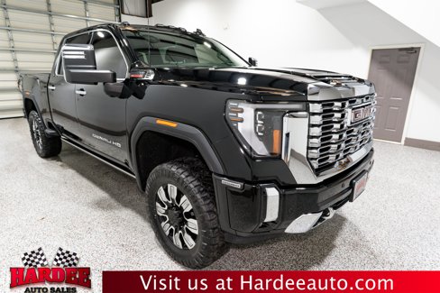 Used 2024 GMC Sierra 2500 Denali image 6