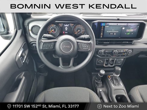 Used 2025 Jeep Gladiator Sport image 10