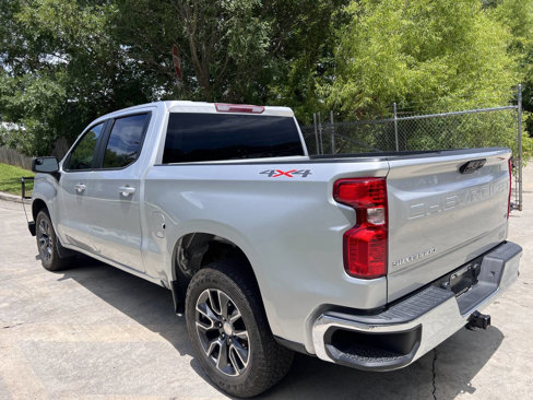 Used 2022 Chevrolet Silverado 1500 LT image 9