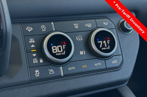 New 2024 Land Rover Defender 130 X-Dynamic SE image 19