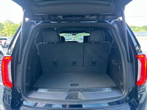 Used 2023 GMC Yukon Denali Ultimate image 13
