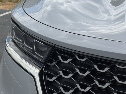 Used 2022 Kia Sorento SX Prestige image 4