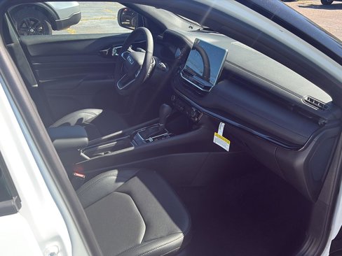 New 2026 Jeep Compass Limited image 17