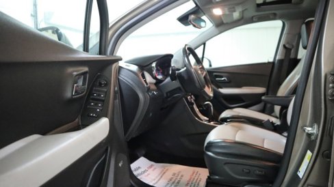 Used 2020 Chevrolet Trax Premier image 9