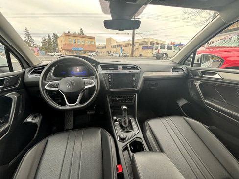 Used 2022 Volkswagen Tiguan SE image 10