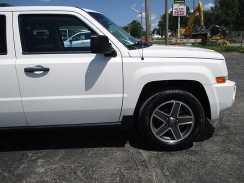 Used 2009 Jeep Patriot Sport image 13
