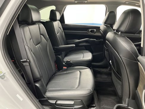 Used 2022 Kia Sorento X-Line EX image 32
