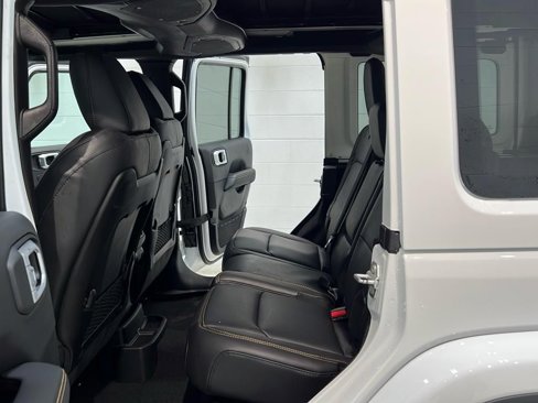 New 2025 Jeep Wrangler Sahara w/ Safety Group image 34