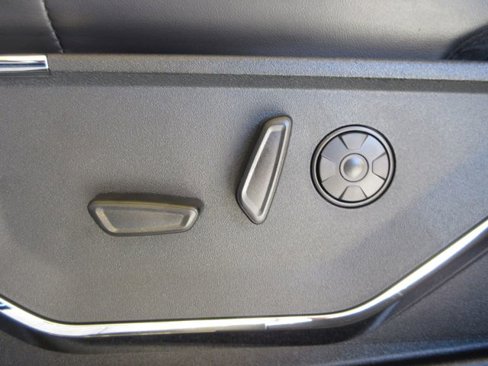 New 2026 Ford F250 Platinum w/ Tremor Off-Road Package image 12