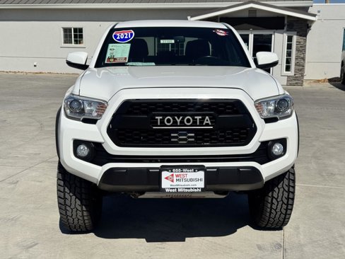 Used 2021 Toyota Tacoma TRD Off-Road image 3