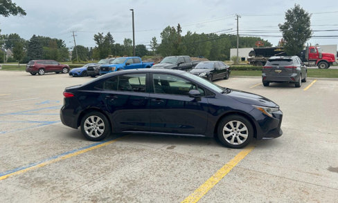 Used 2020 Toyota Corolla LE image 4