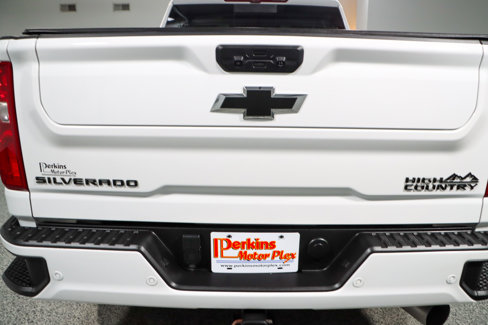 Used 2024 Chevrolet Silverado 2500 High Country image 8