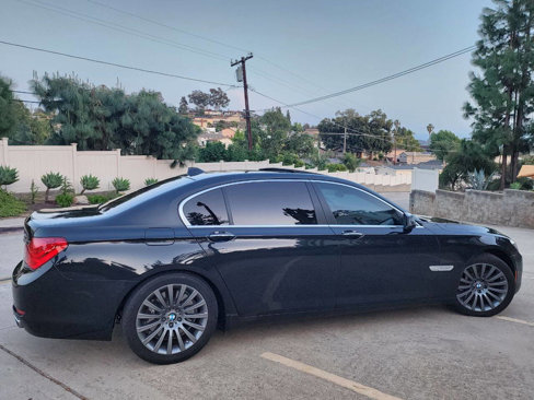 Used 2012 BMW 750Li image 7